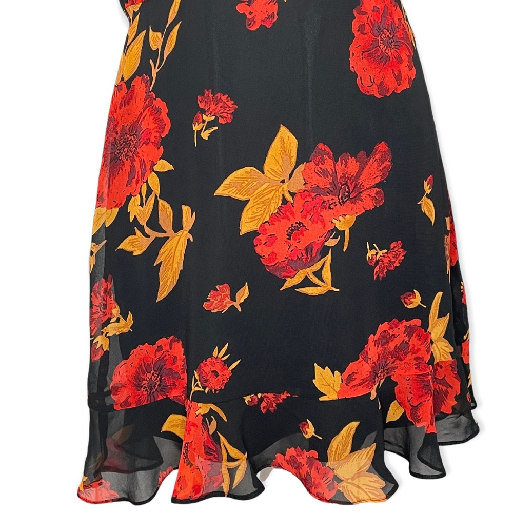 NWT LULUS Isla Mujeres Red and Black Floral Print Ruffled Dress Size Large - Picture 4 of 13